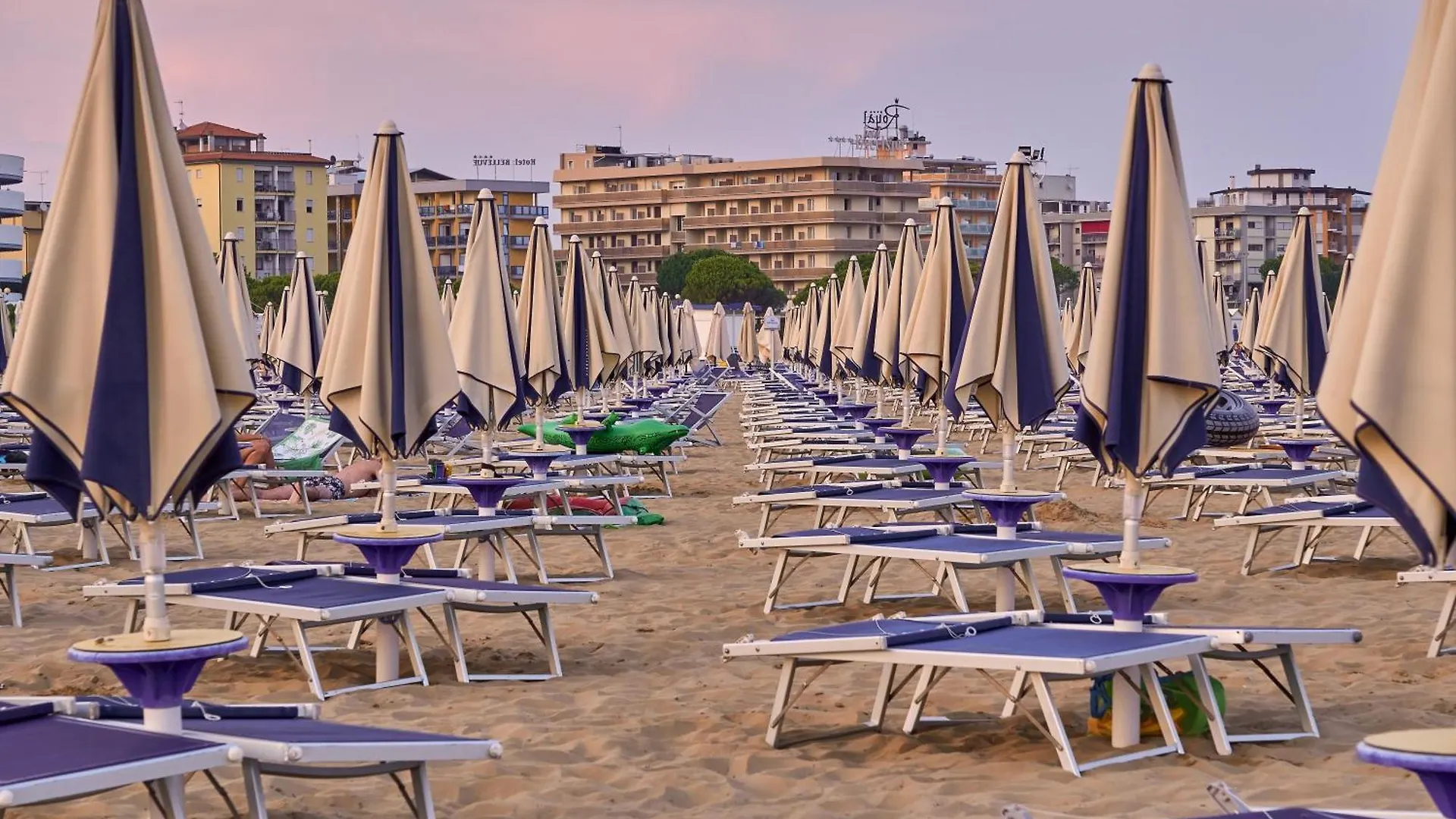 Lovely Apartment With Pool - Beahost Bibione Italy